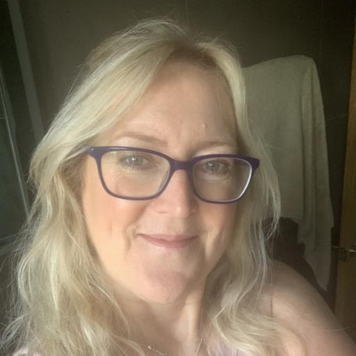 Kimberley is a clairvoyant psychic and Reiki healer with 30+ years’ experience offering relationship guidance, accurate insights, and spiritual clarit
